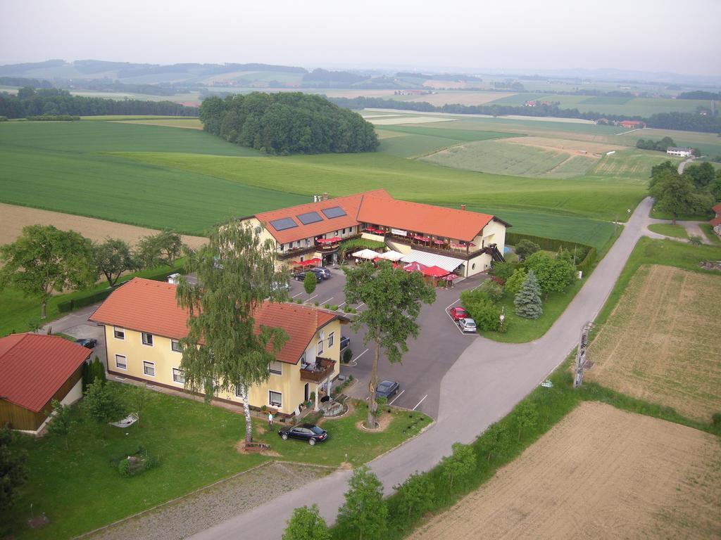 Pension Weinbauer Hofkirchen im Traunkreis Buitenkant foto